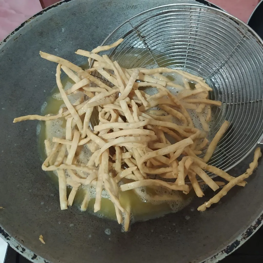 Step 5 Kue Bawang Ala Mama Fuji