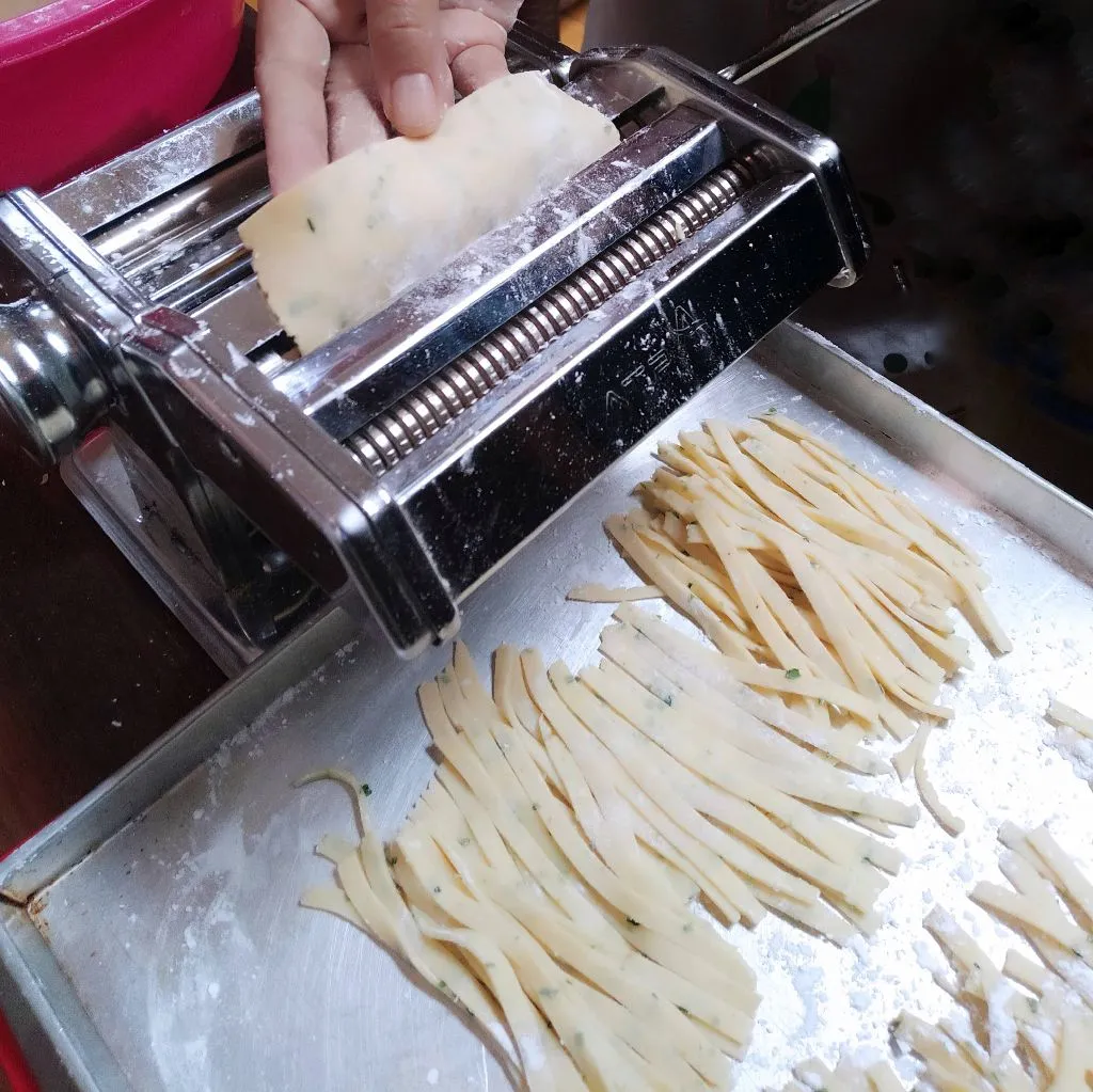 Step 4 Kue Bawang Ala Mama Fuji