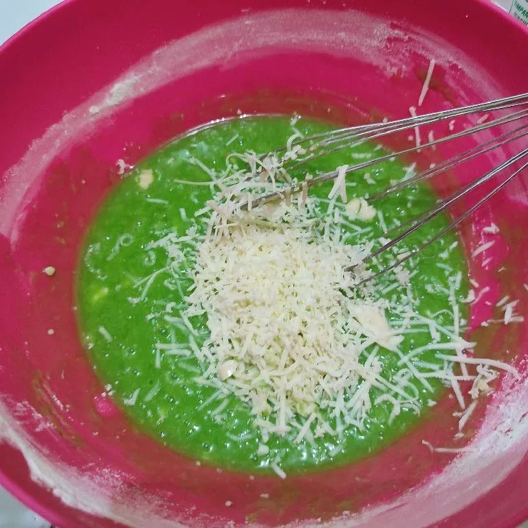 Step 6 Brownies Panggang Pandan Keju
