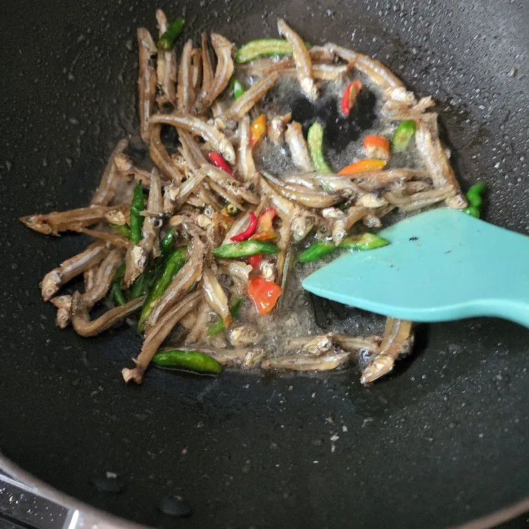 Step 2 Tumis Teri Cabe