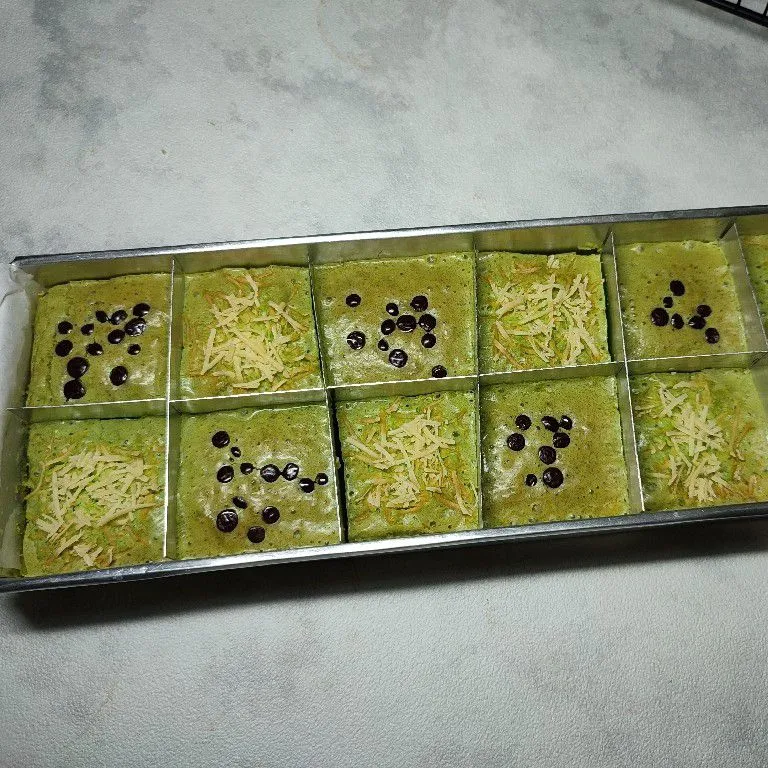 Step 8 Brownies Panggang Pandan Keju