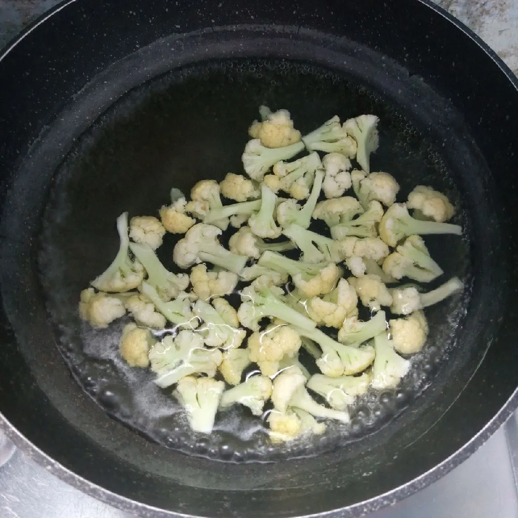Step 2 Spaghetti Goreng Udang