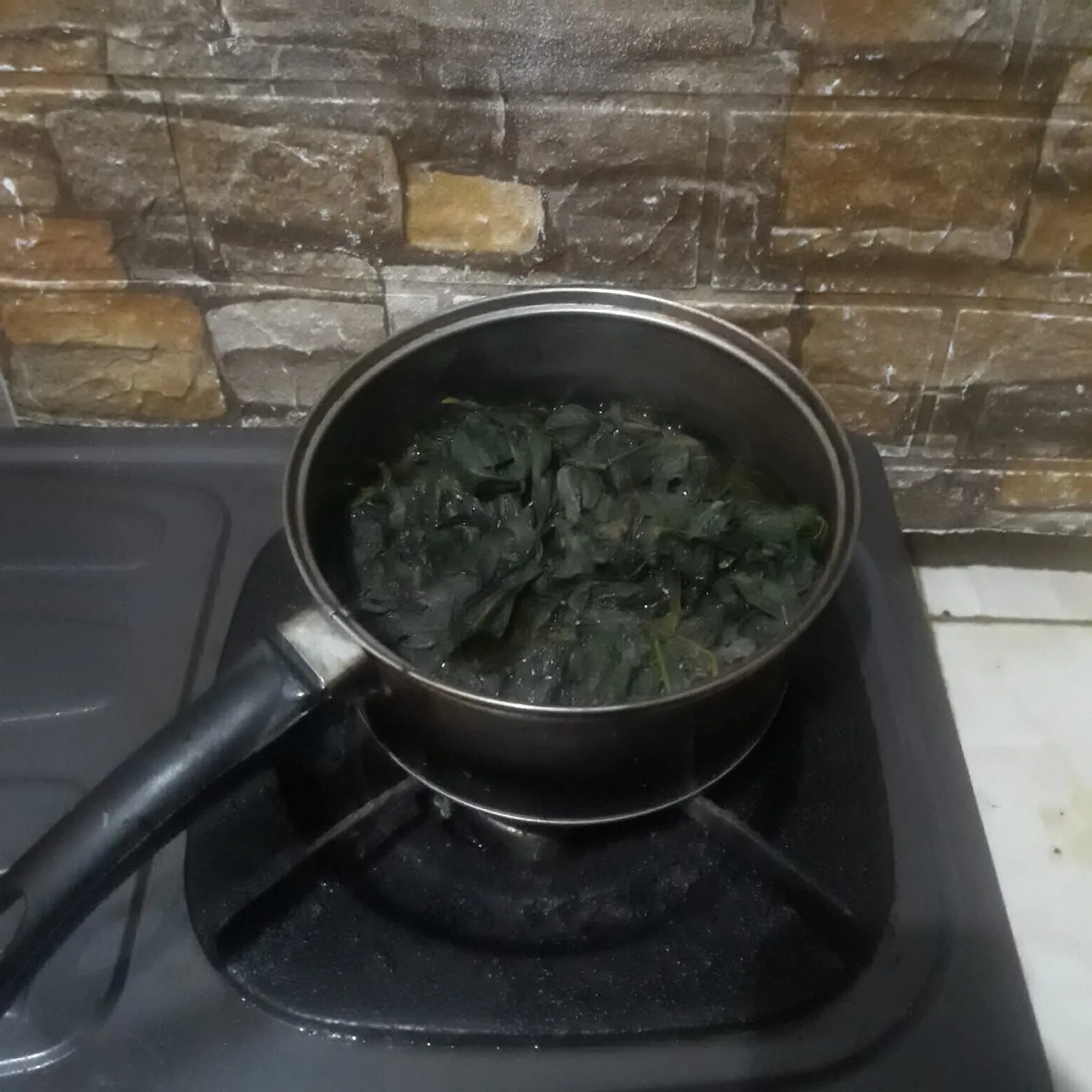 Step 1 Daun Singkong Kuah Santan