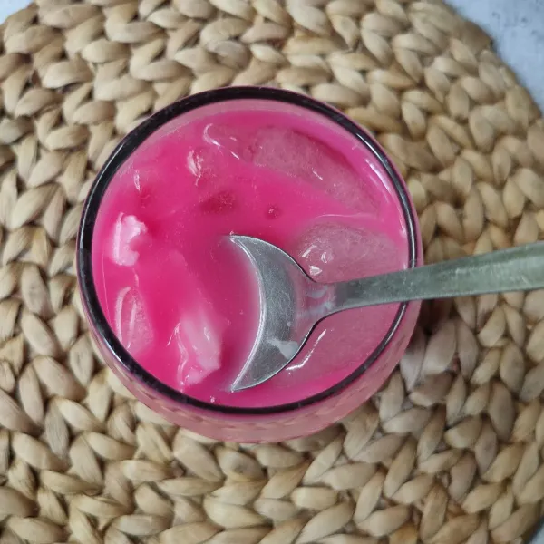 Aduk hingga tercampur rata, sajikan.