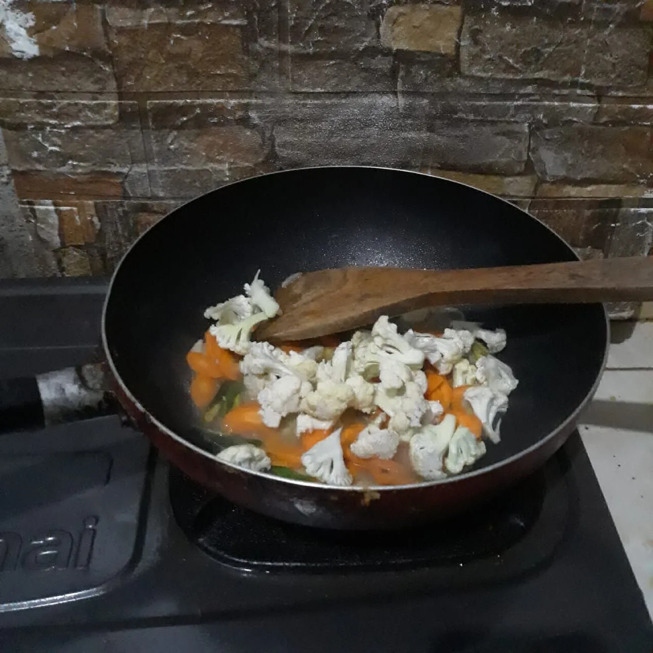 Step 5 Tumis Kembang Kol Wortel Sosis