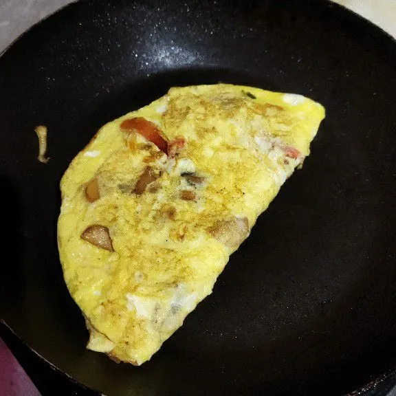 Step 5 Creamy Omelette