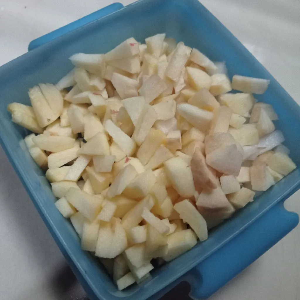 Step 1 Apple Spring Rolls