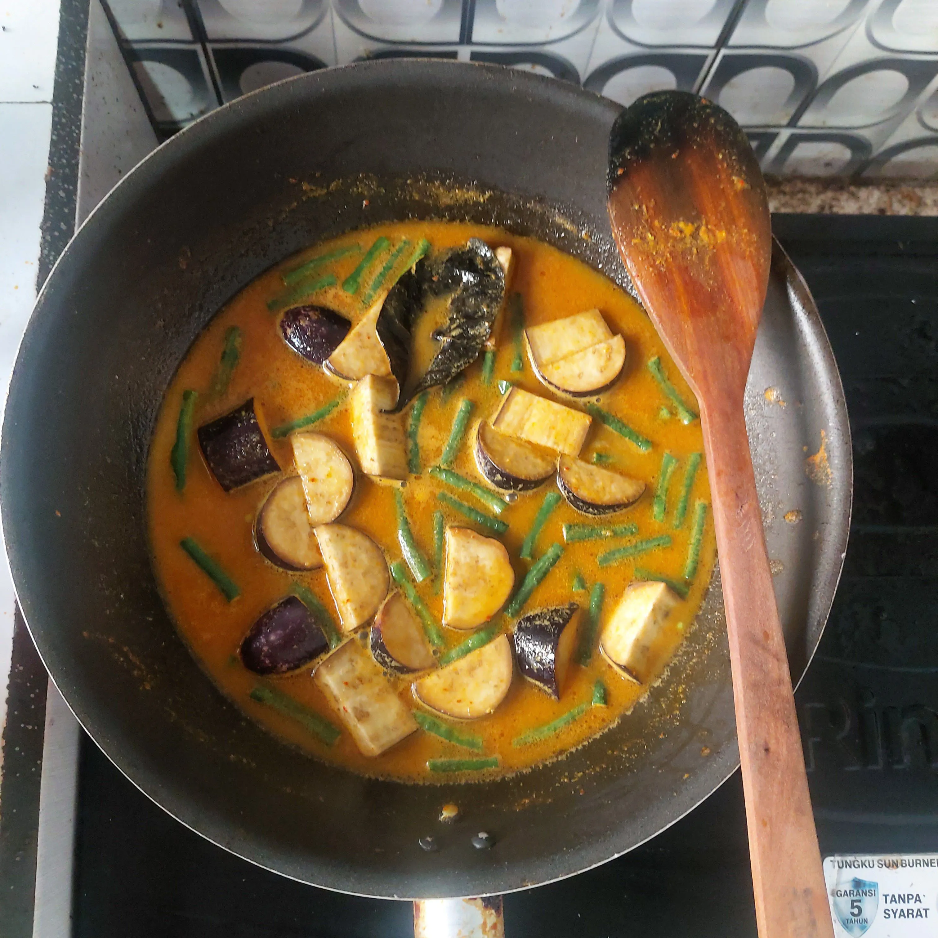 Step 6 sayur lodeh terong pedas
