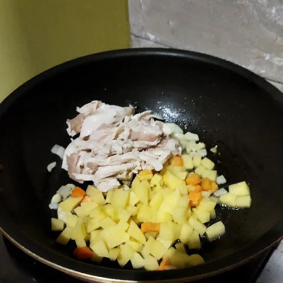 Step 4 Chicken Puff