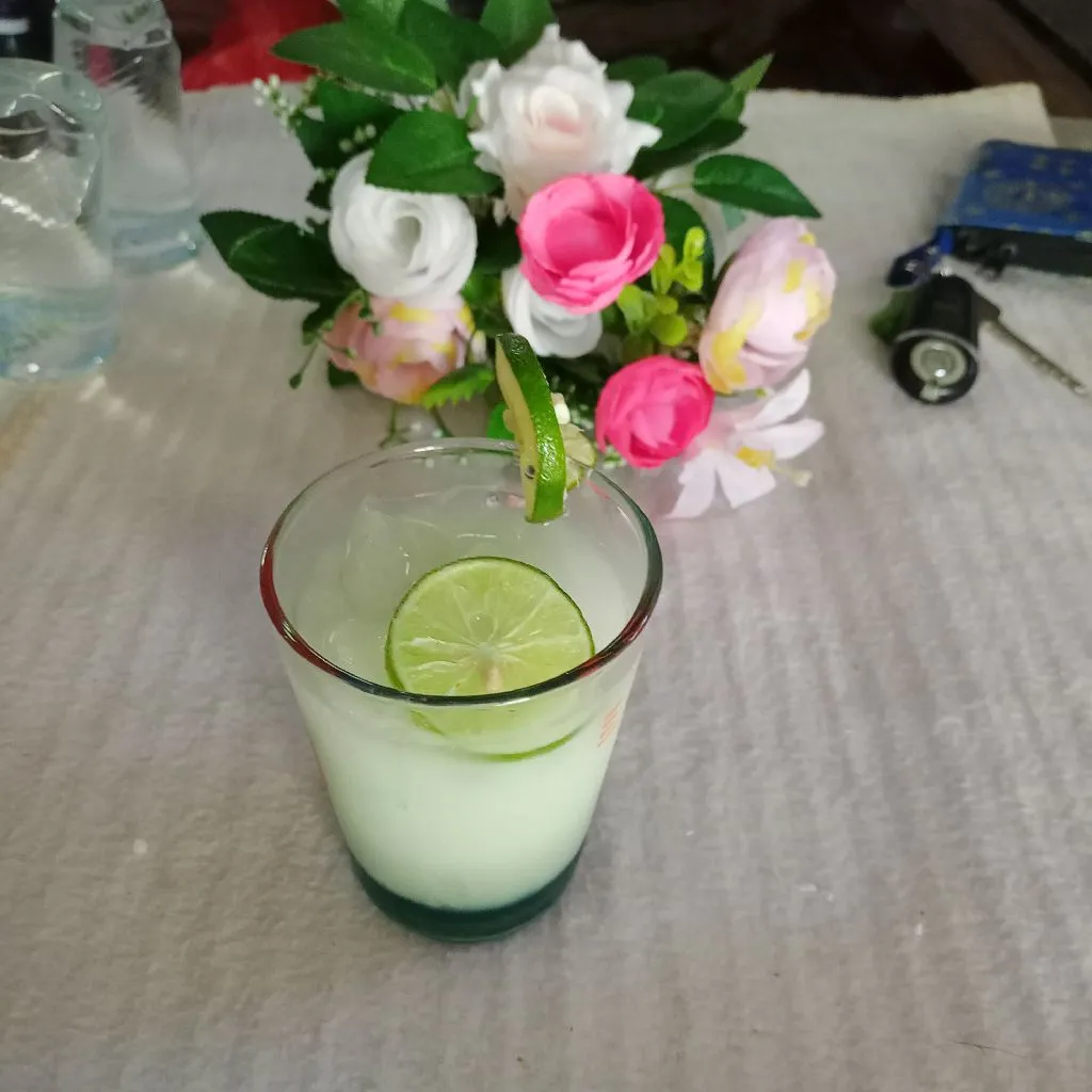 Yakult Soda Jeruk Nipis