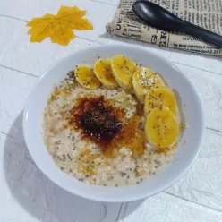 Banana Cinnamon Oatmeal