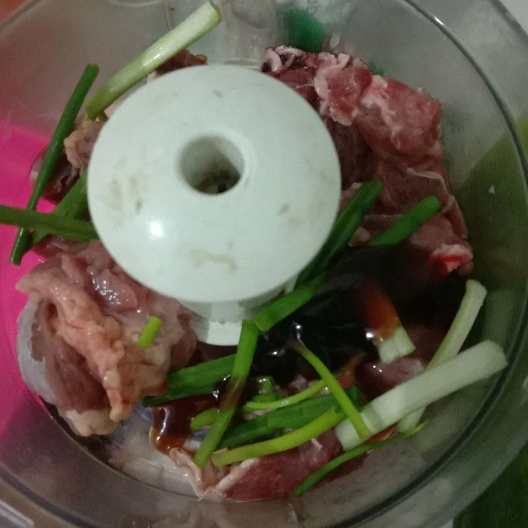 Step 1 Dimsum Daging Sapi