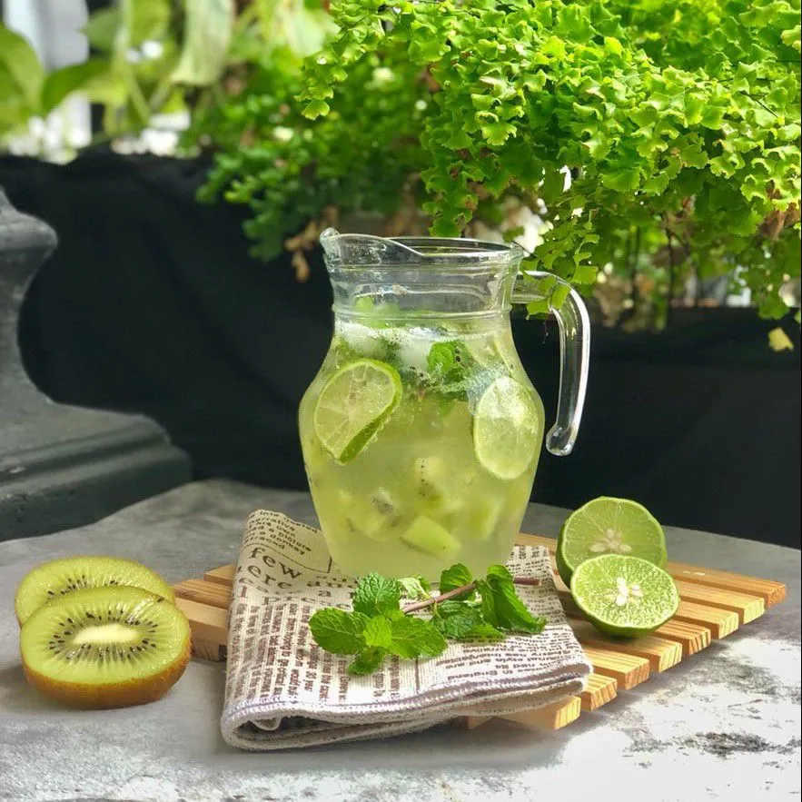 Kiwi Lime Mojito