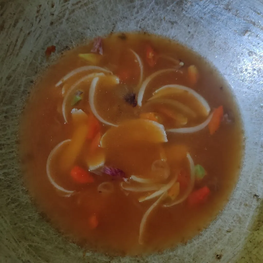 Step 4 Ceker Pedas Bumbu Iris