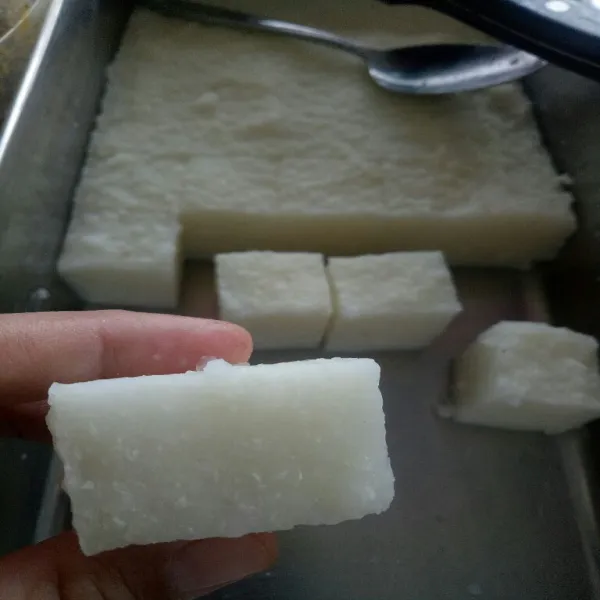 Lontong-nya beneran lembut dan enak loh!