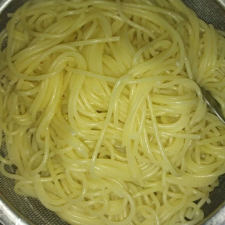 Step 2 Spaghetti Carbonara
