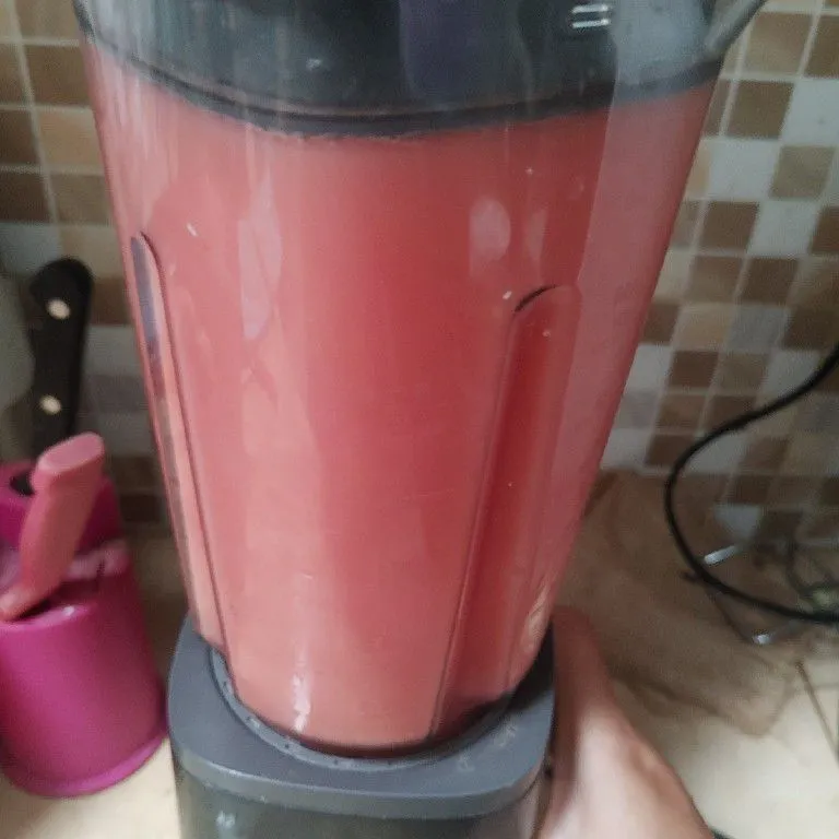 Step 4 Jus Jambu Tomat Wortel