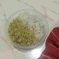 Ketan Serundeng
