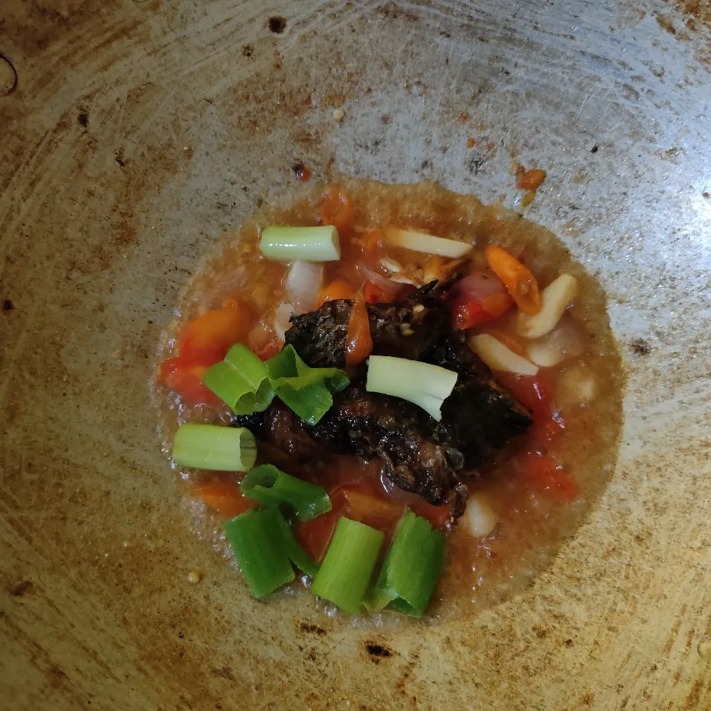 Step 6 Ikan Asap Tumis Pedas
