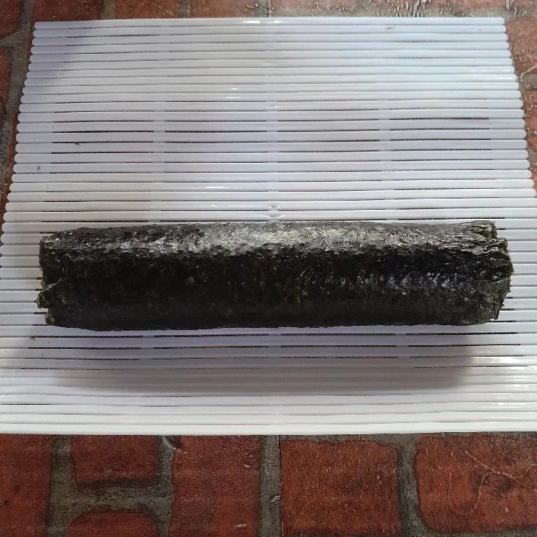 Step 6 Tuna Mayo Sushi Roll