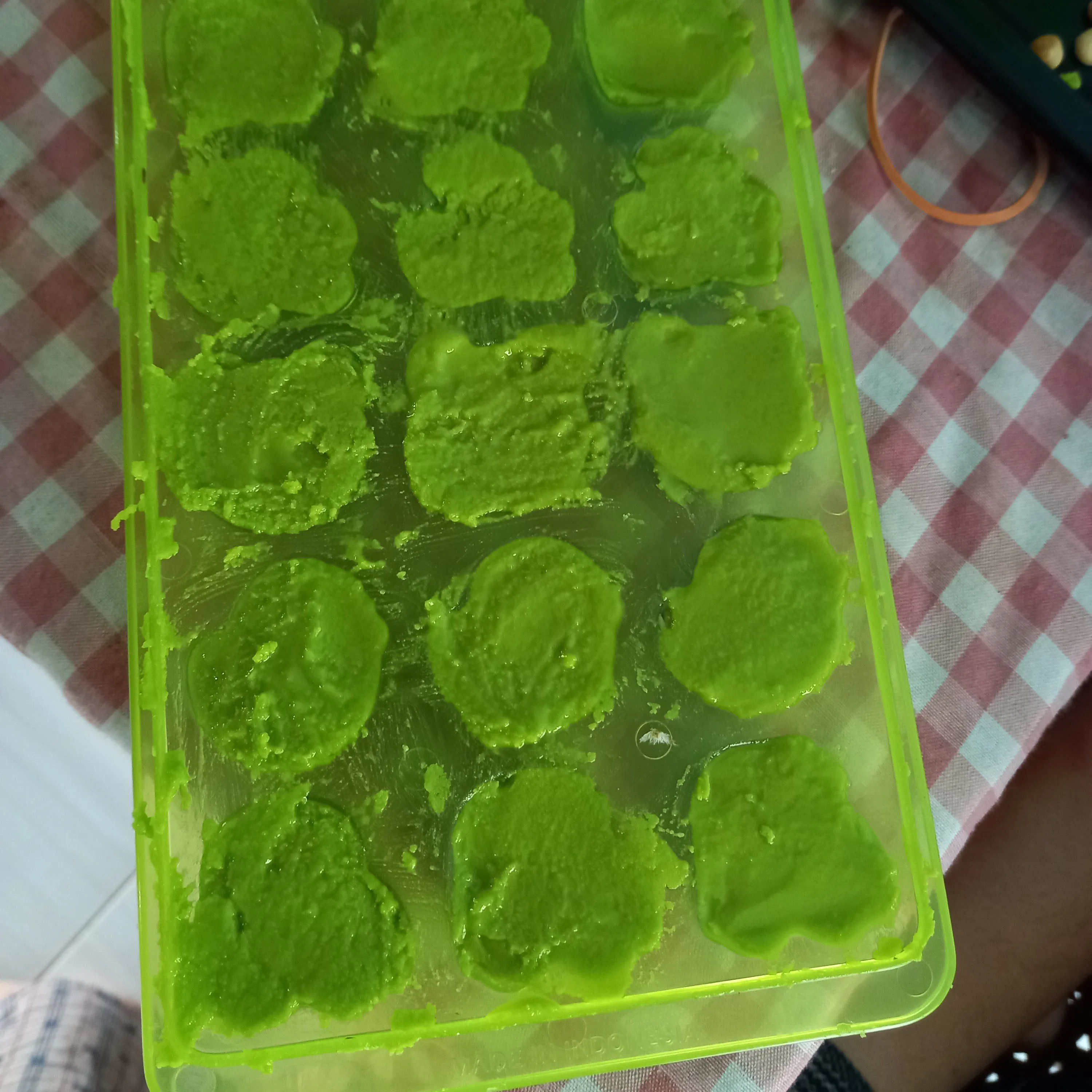 Step 5 Coklat Cetak Isi Kacang