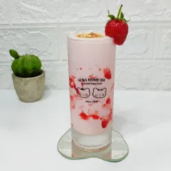 Strawberry Cheesecake Drink