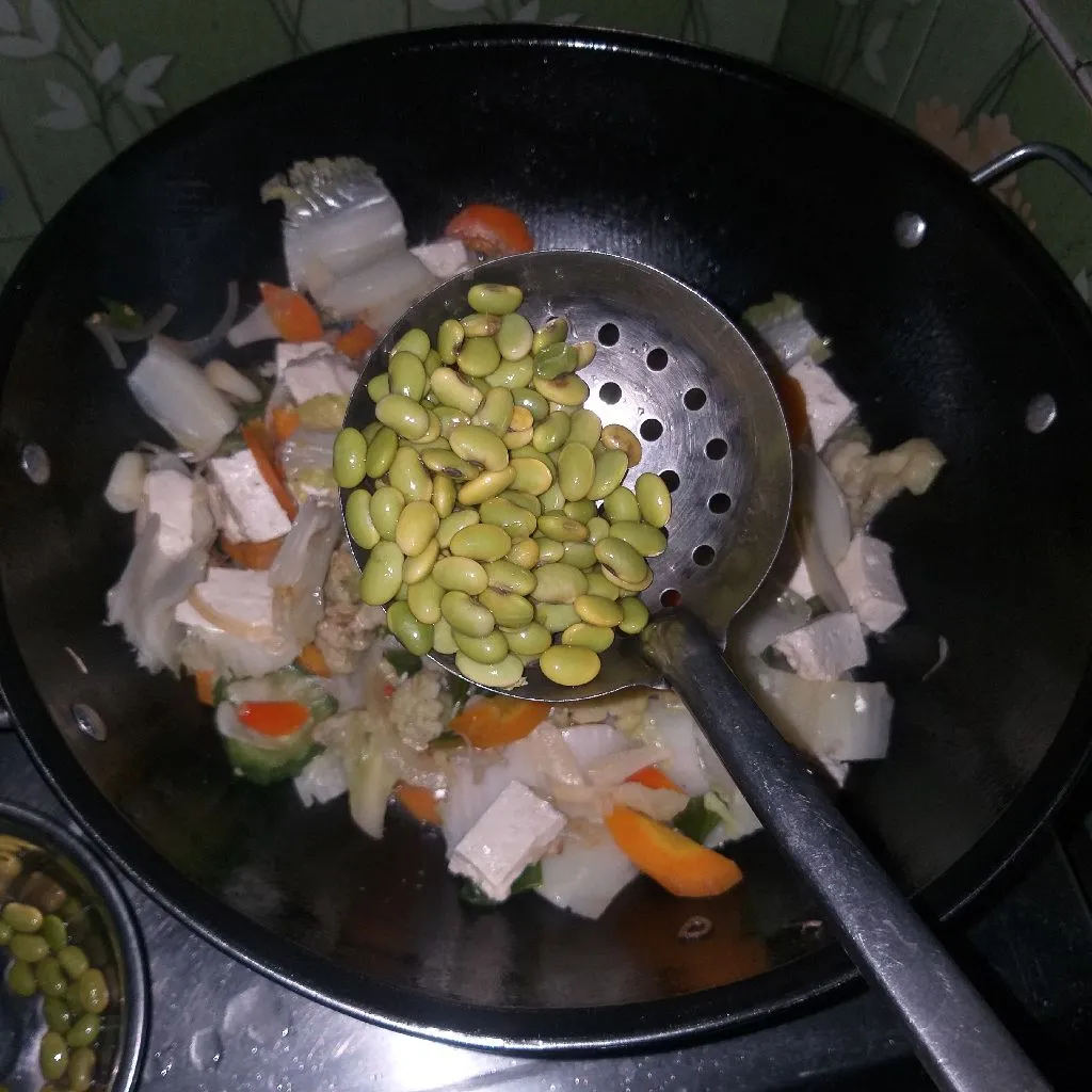 Step 5 Sawi Putih with Edamame