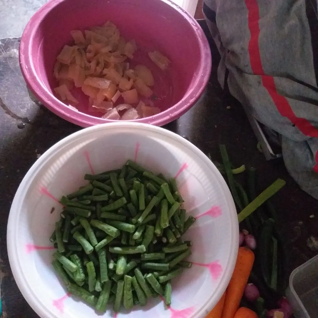 Step 1 Sayur Cecek Pedas