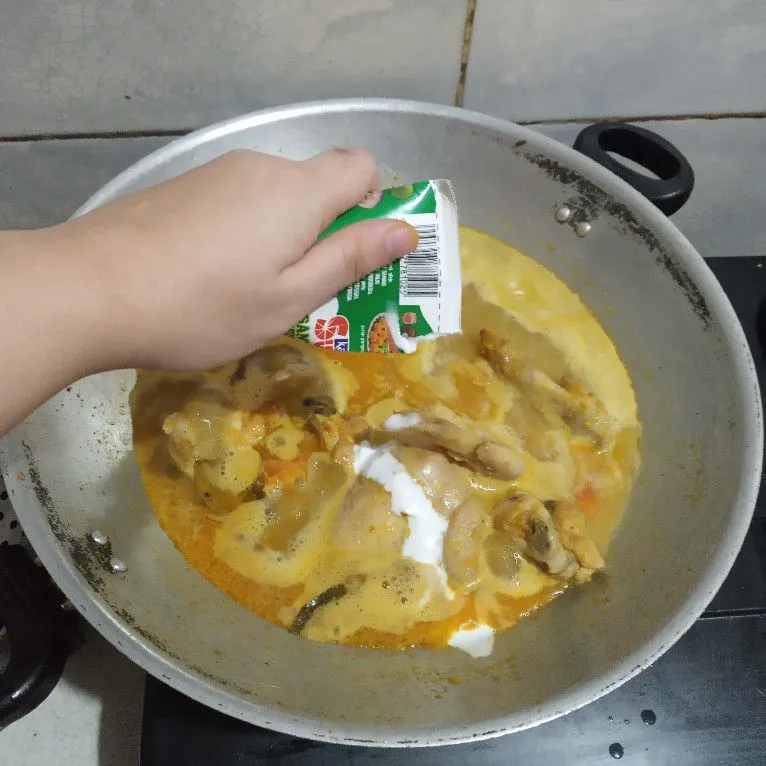 Step 4 Gulai Ayam Tempe