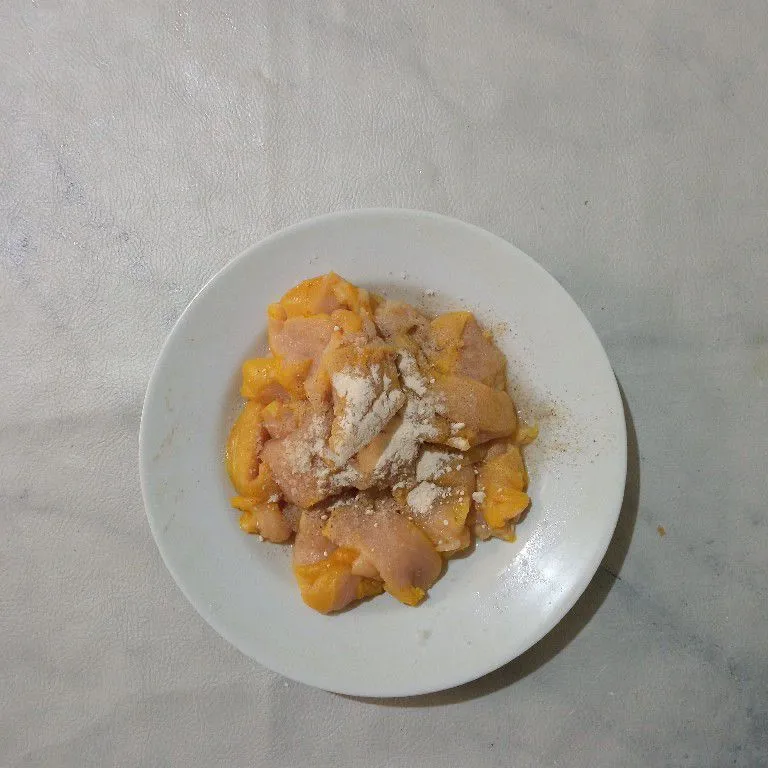 Step 1 Fillet Ayam Asam Manis