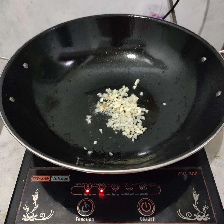 Step 1 Nasi Telur Ceplok Saos Tomat Kecap