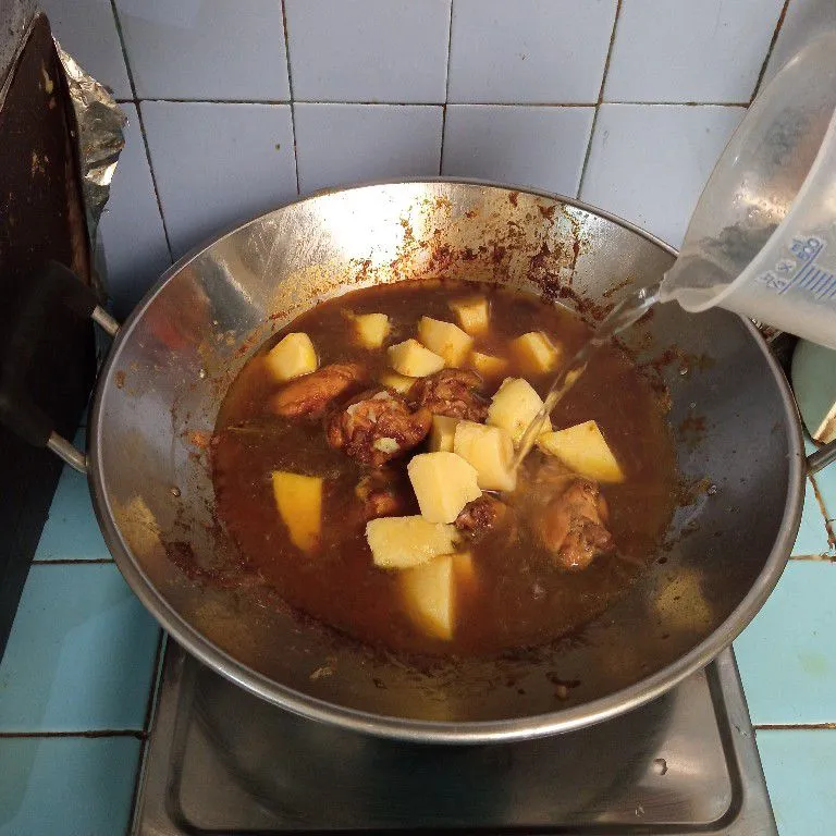 Step 6 Semur Ayam Kentang