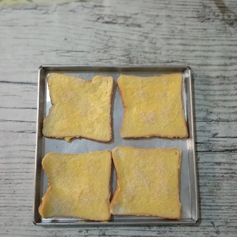 Step 3 Bagelen Roti Tawar Keju Parsley