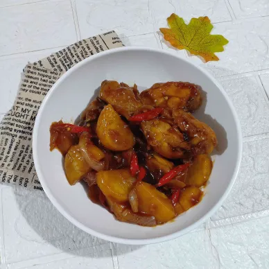 Kentang Ayam Saus Inggris