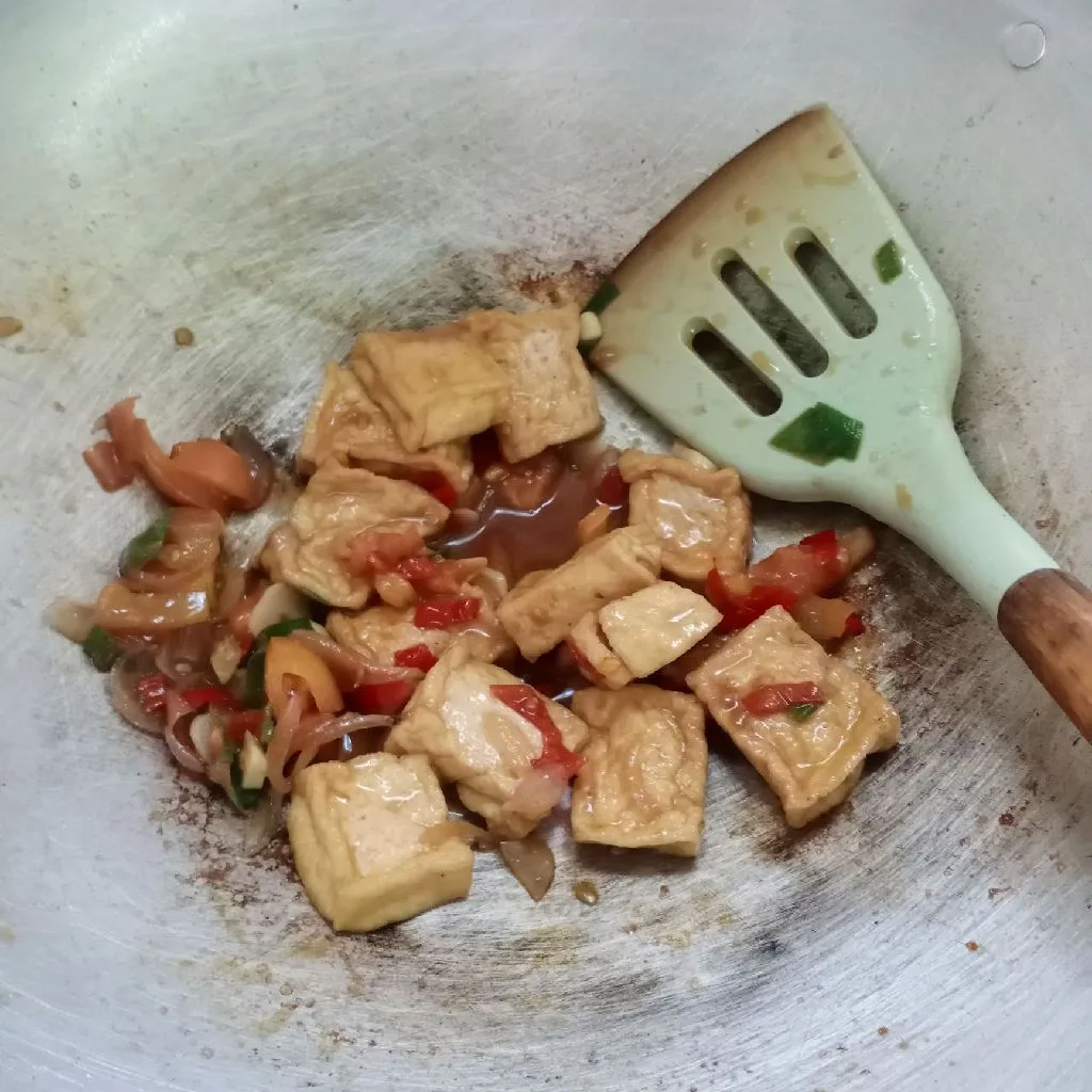 Step 6 Tahu Tumis Asam Manis