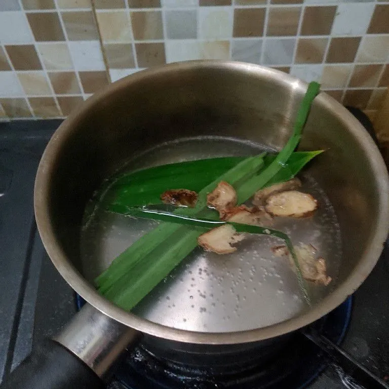 Step 1 Teh jahe pandan