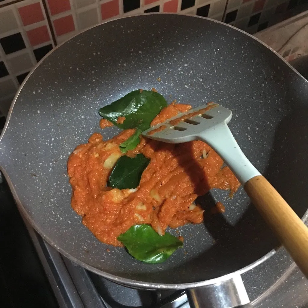 Step 2 ayam kecap pedas
