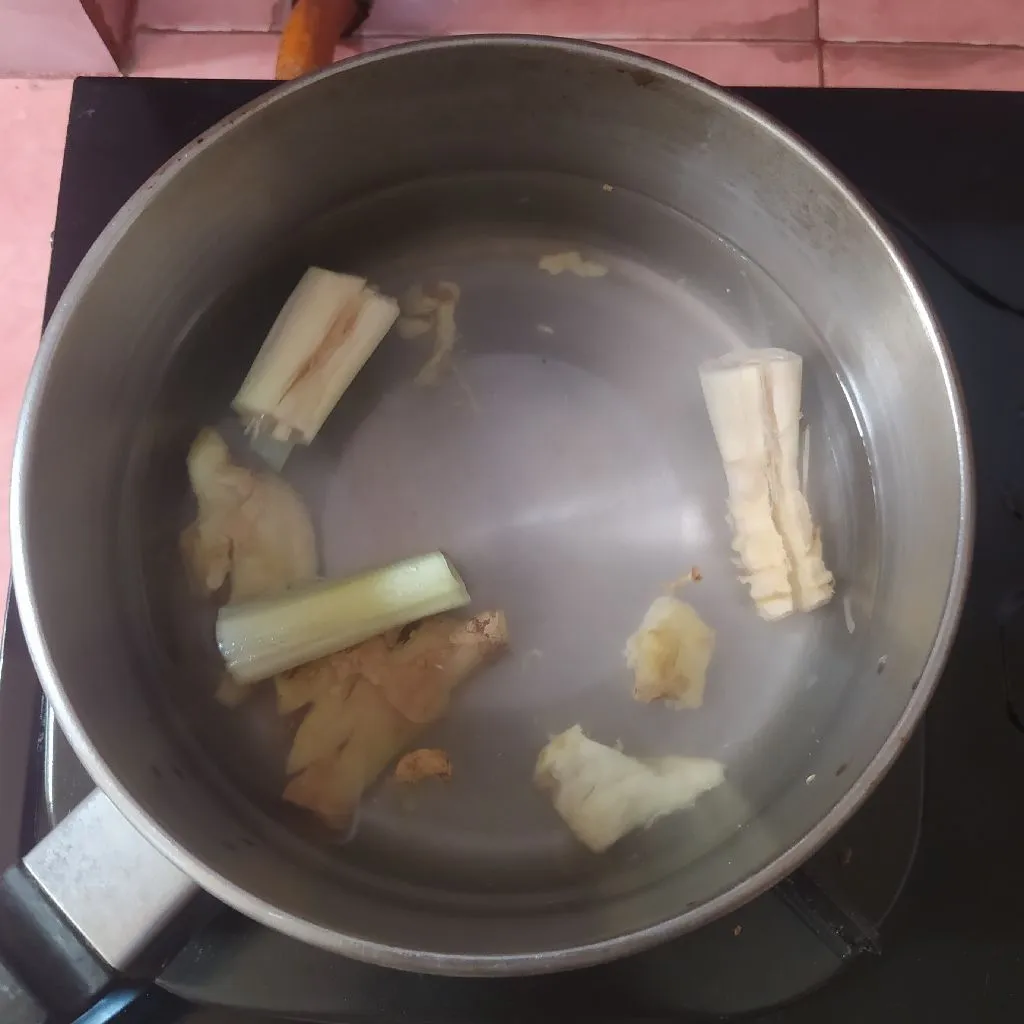 Step 1 Wedang Rempah