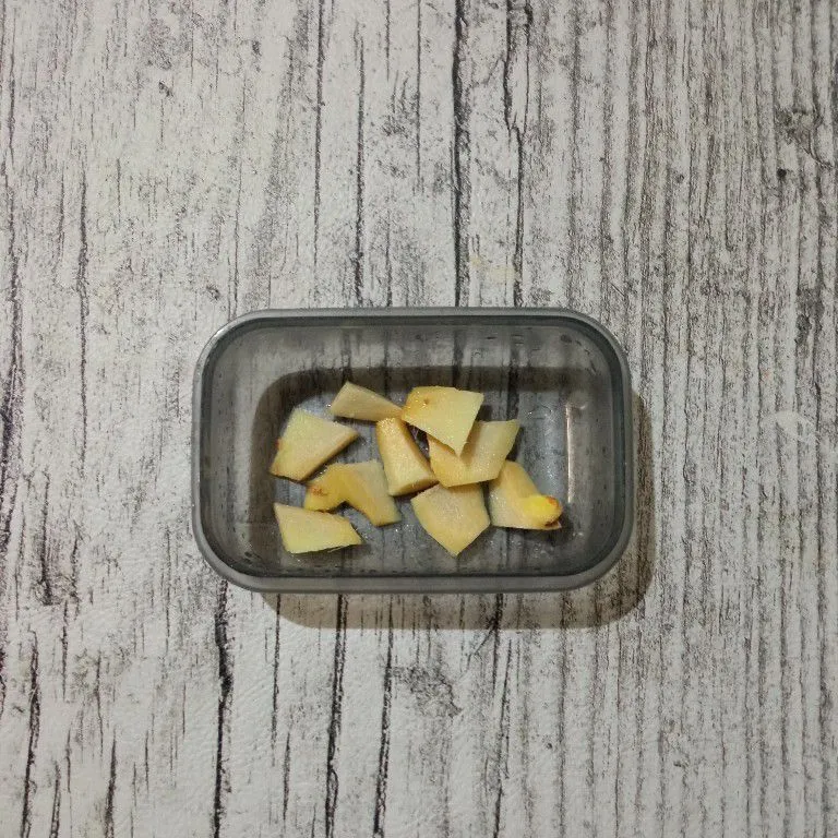 Step 1 Wedang Jahe Lemon