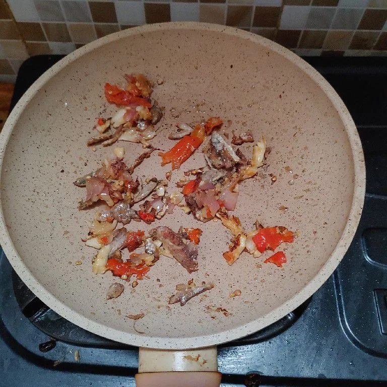 Step 3 Tumis Kangkung Toge Ikan Pindang