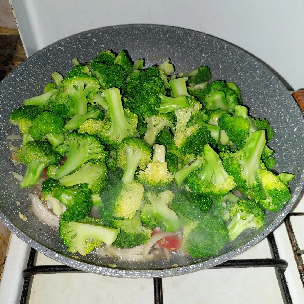 Step 9 Brokoli Jantung Ayam