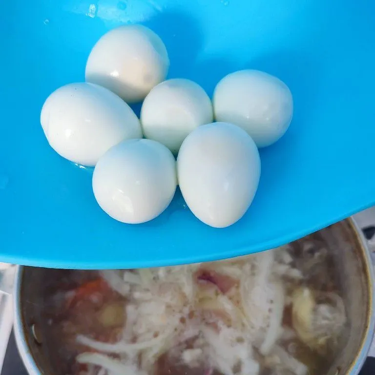 Step 5 Semur Telur Puyuh Kentang Wortel