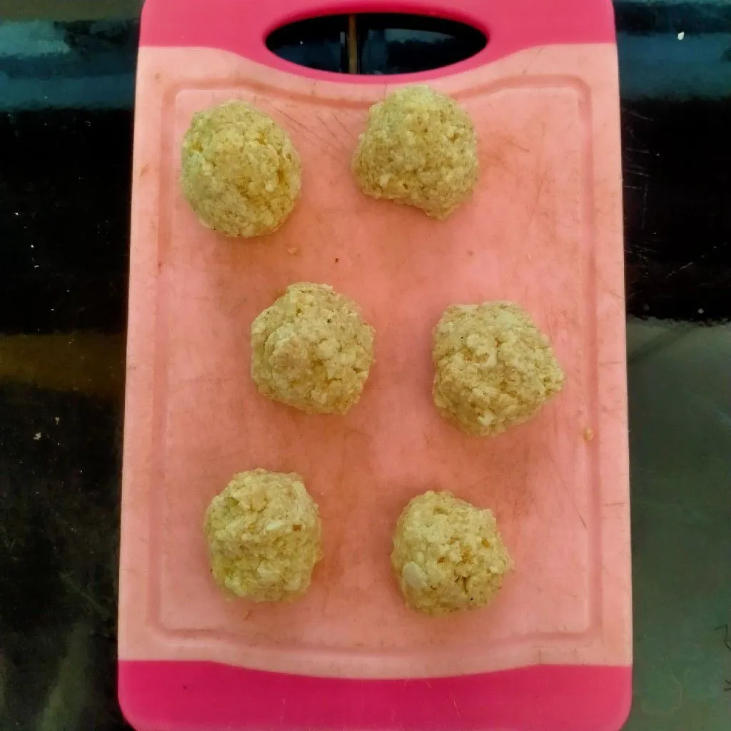 Step 3 Bola Tahu Tepung Roti