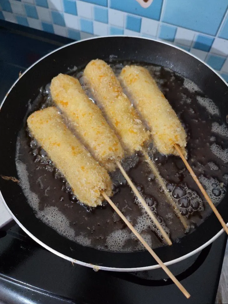 Step 6 Corndog Roti Tawar
