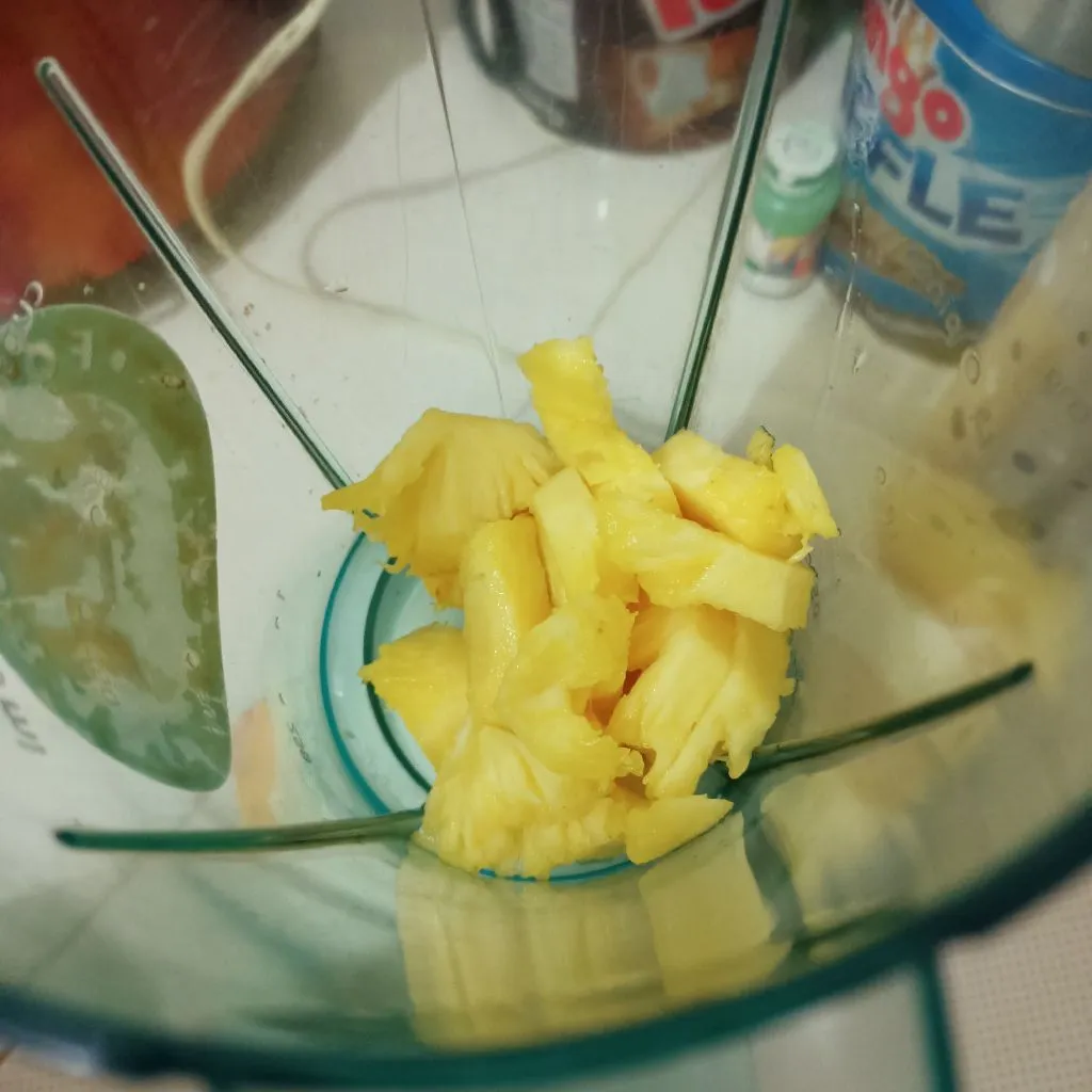 Step 2 Ice Smoothie Pineapple
