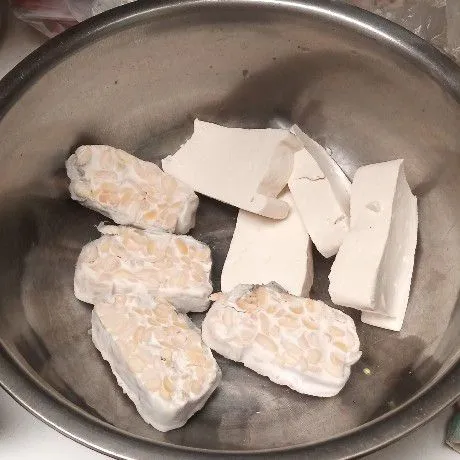 Step 1 Tempe Tahu Bacem