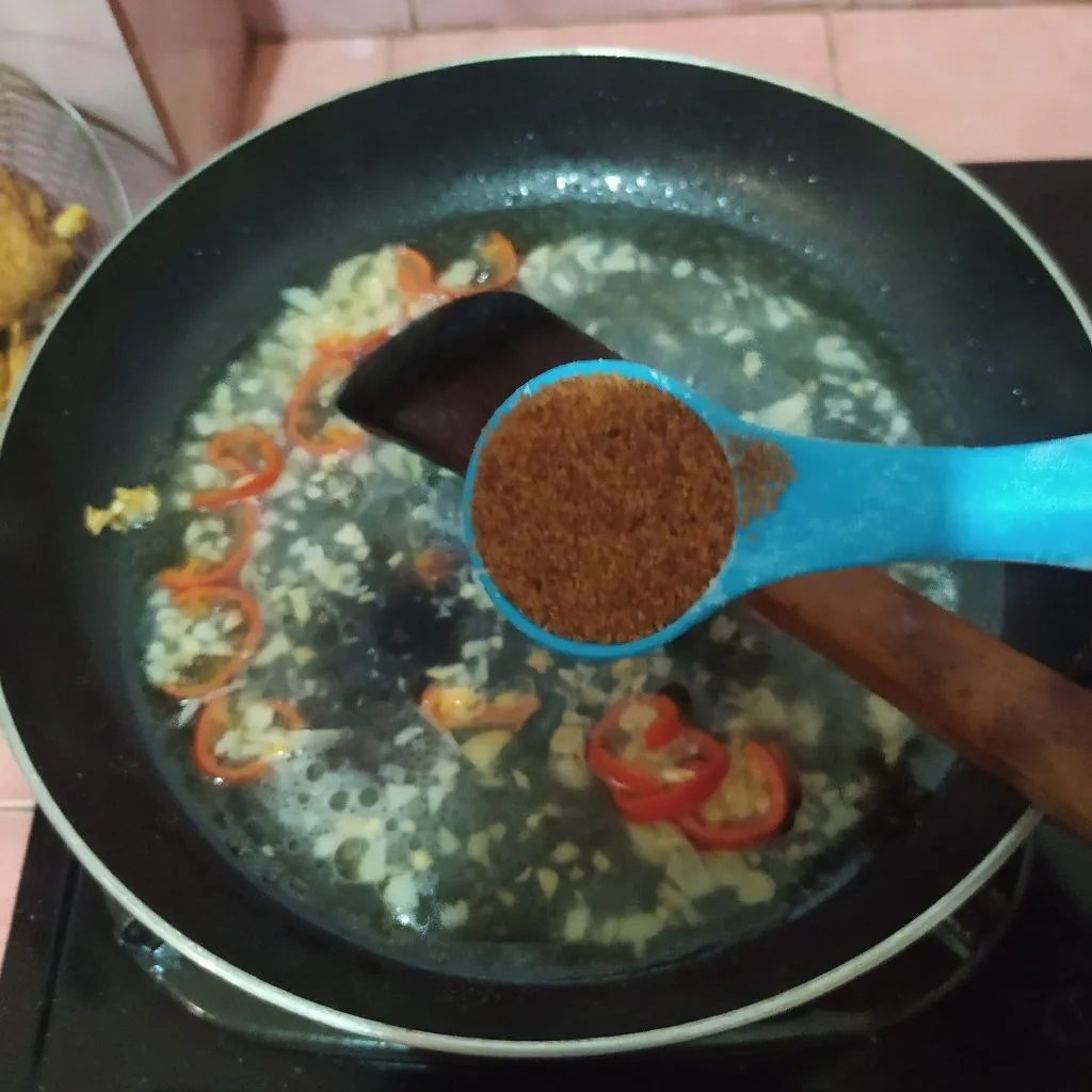 Step 4 Ayam Crispy Saus Gula Aren