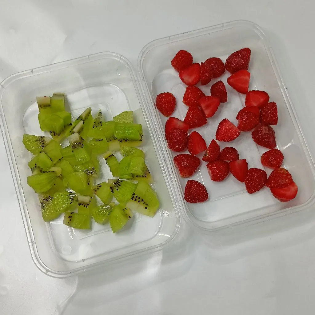 Step 4 Yogurt Jelly Fruity
