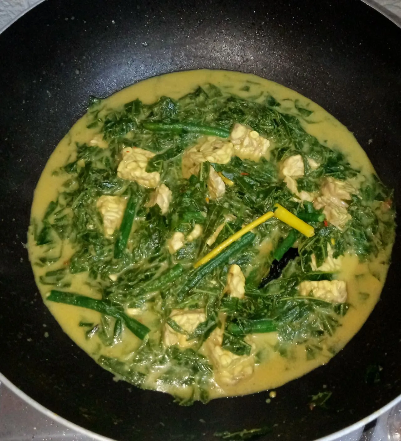 Step 6 Sayur Daun Singkong