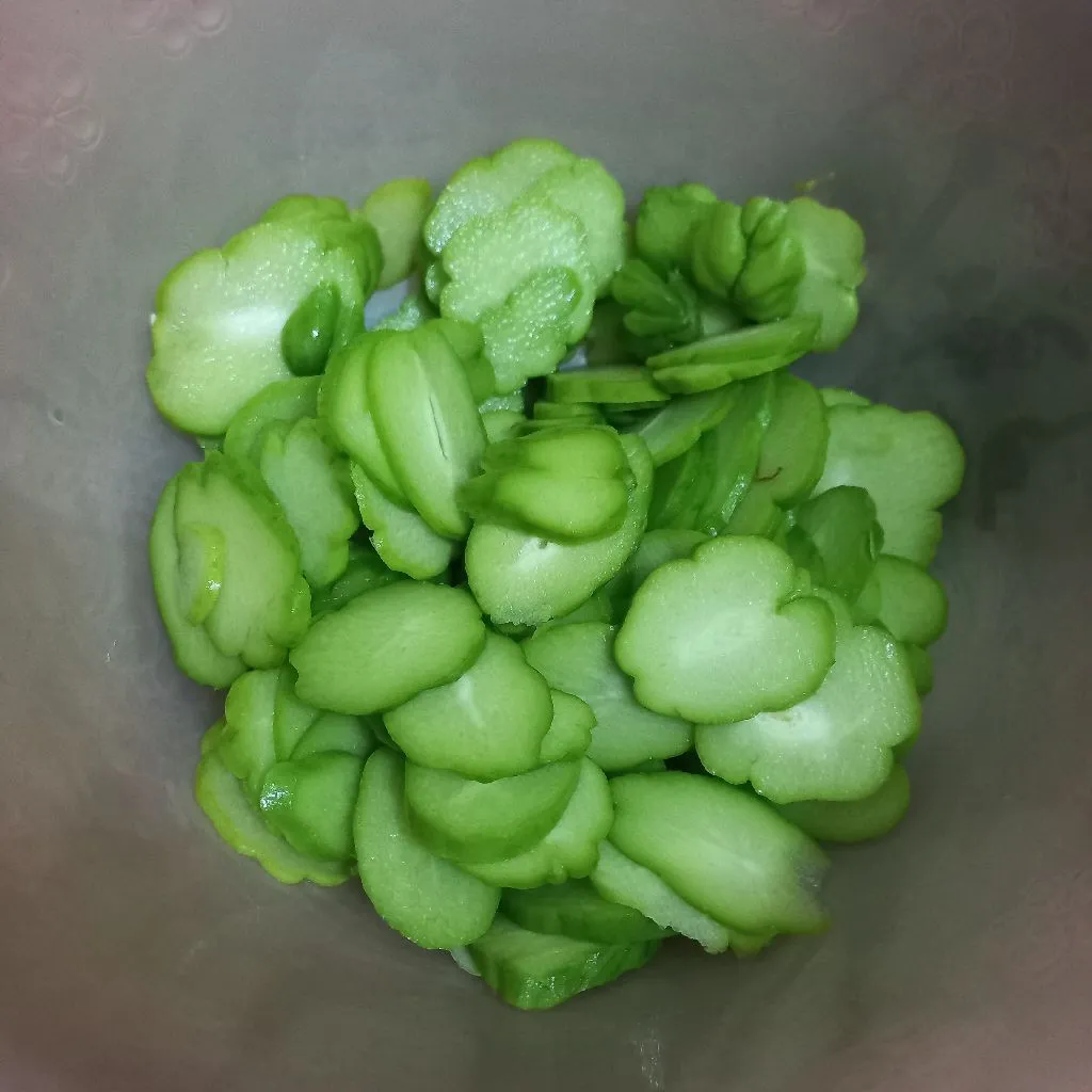 Step 1 Labu Siam Masak Bakso